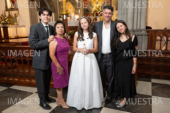 EmiliaRedrovan0044